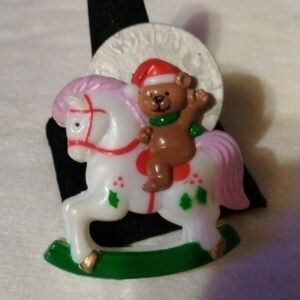 Vintage Christmas pin brooch (sku 579)